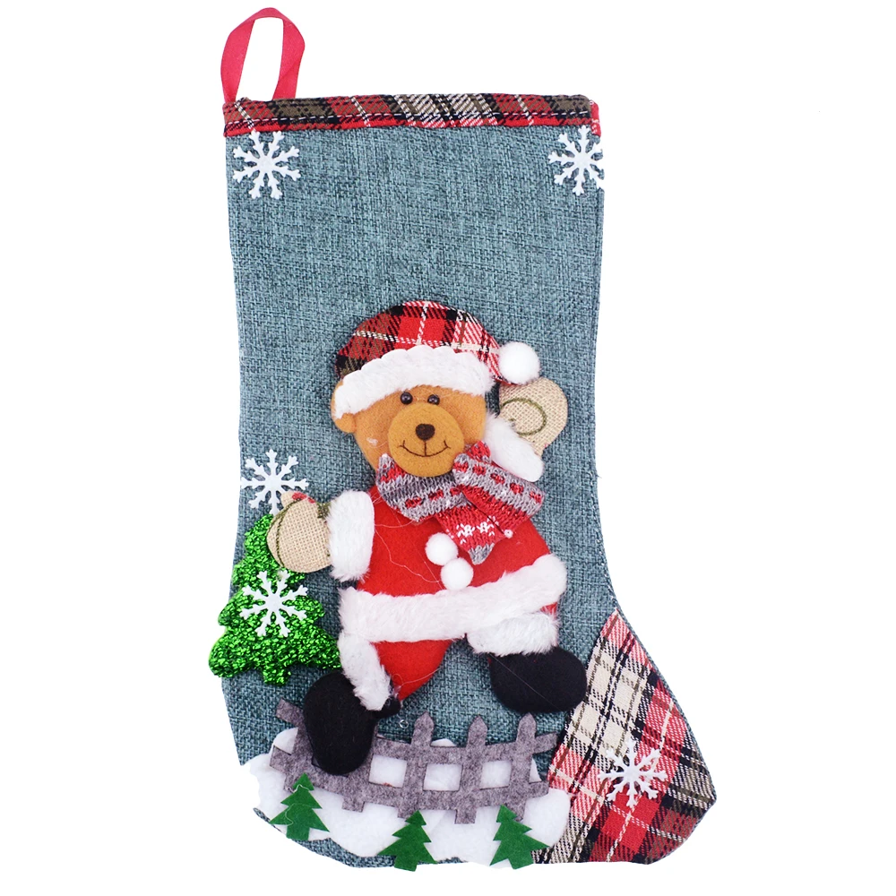 1PCS Christmas Stockings Hanging Christmas Tree Decoration Ornaments New Year Candy Bag Gifts Socks Stocking Xmas Ornament - Цвет: Bear burlap large