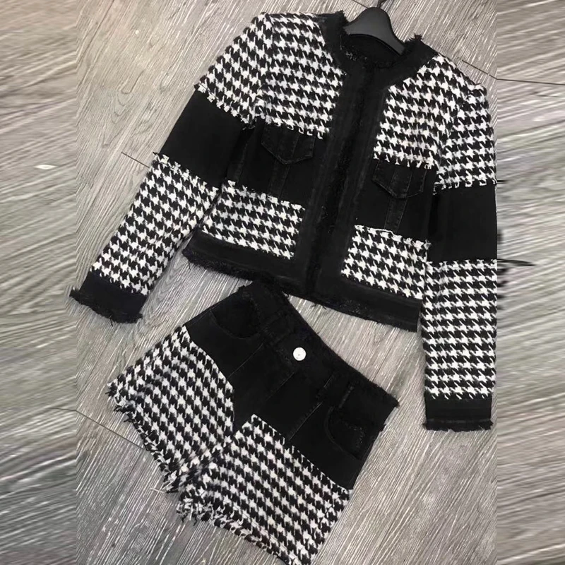 Famous Brand Women's Sets High Quality Two Piece Set Plaid Short Jacket Top With Plaid Mini Pants Set For Women
