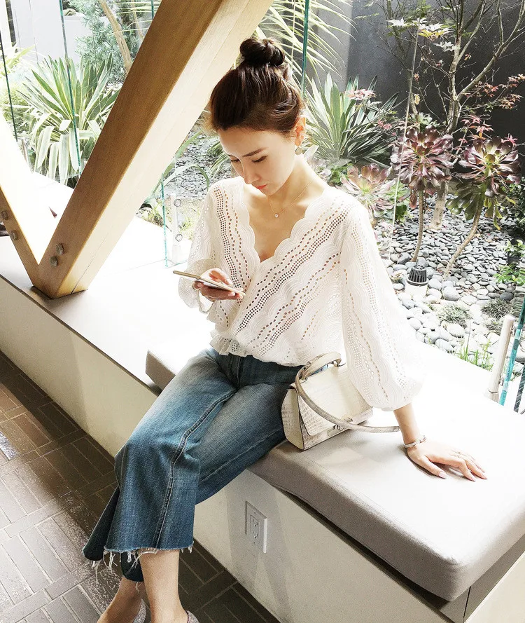 

Women 2019 Summer Tee Shirt Femme Fashion Womens Ladies Loose Solid Long Sleeve V- Neck Lace Pure Color Blose Camiseta Mujer