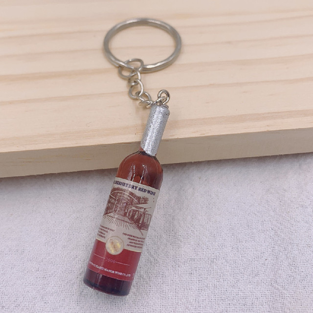 New Women/Men's Fashion Handmade Resin Wine Bottle Key Chains charm Key Rings Alloy Charms Gifts Wholesale