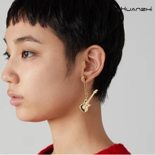 HUANZHI корейский индивидуальный безопасный Кулон гитара музыкальный инструмент металлические серьги-гвоздики для женщин девочек вечерние хип-хоп