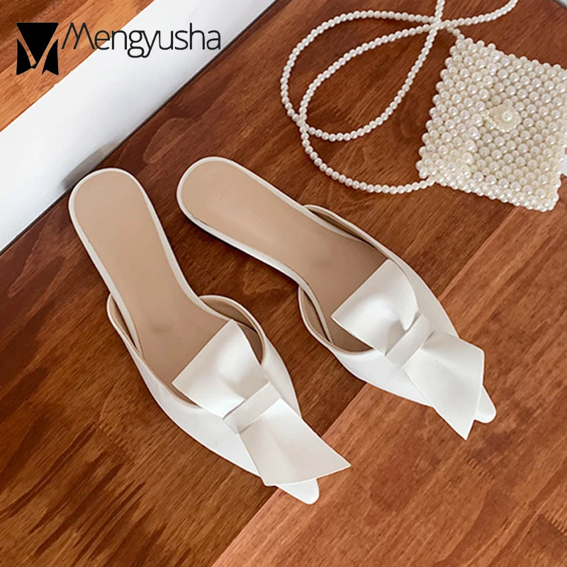 Женские мюли с вертикальным бантом дизайнерские шлепанцы закрытым носком без