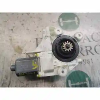 

WINDOW MOTOR FRONT LEFT Ford Focus SALOON (CHAP) [BP331] 0130822217 Bosch