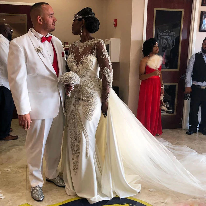 

Gorgeous Detachable Train Satin Wedding Dresses Beading Crystal Full Sleeve Plus Size Wedding Gown Open Back Church Bridal Dress