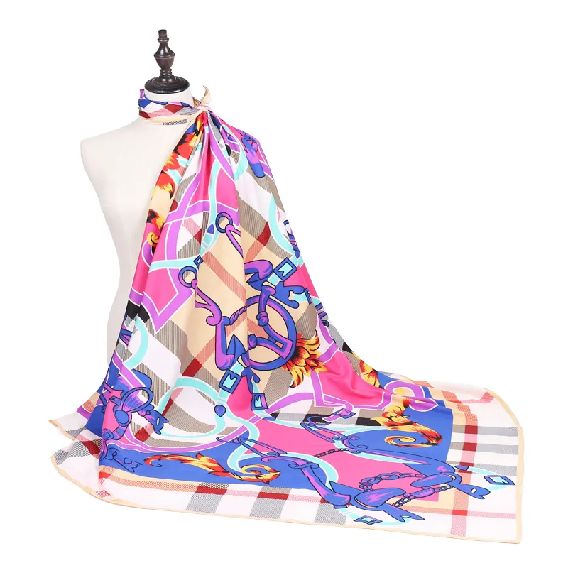 

Gao he Simple Classic Baba Lattice Flower Chain Joint England Women's Twill Silk Scarves 130cm Bandana