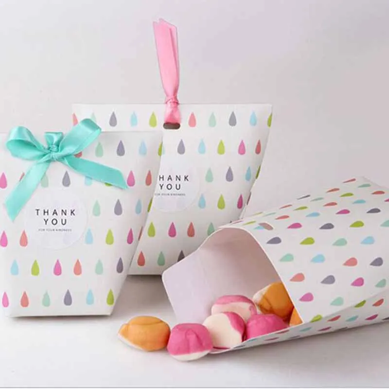 

20pcs+20 ribbon Simple new Korean version of creative gift box wedding candy box colorful biscuit packaging box candy gift box