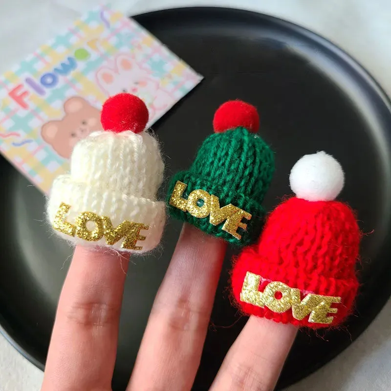 10pcs Small Christmas Hat Cute Knitting Mini Hats DIY Handmade Accessories Santa Claus Brooch Decor for Party Xmas Finger Caps