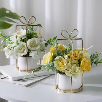 

European Style Bundle Artificial Flower Rose Wholesale Plant Home Decoration Bouquet Material With Vase Wedding Party