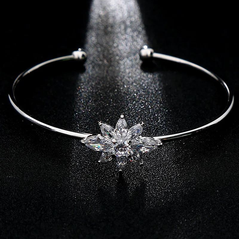 Роскошные стразы AAA циркон браслет высокое качество Стразы модный браслет для женщин подарок для девушек - Окраска металла: silver