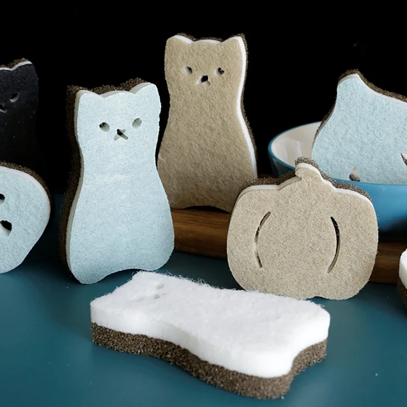 

4pcs/Set Cute Cat Shape Sponge Pads Toast Vegetables Scouring Pads Dish Washing High-density Magic Sponge Kitchen Tool 1