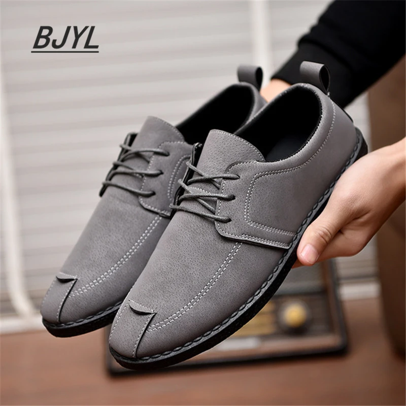 

Men's casual low-top shoes trend wild sports shoes men's wear-resistant breathable deodorant men's casual shoes