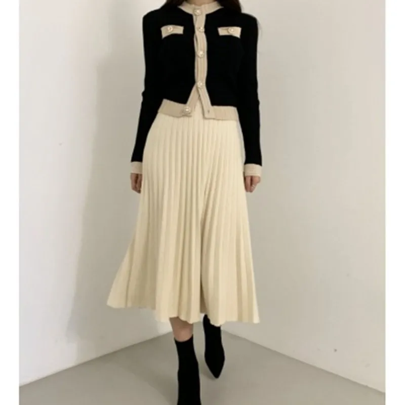 

Vintage Ladies Knitted 2 Piece Skirt Sets Women Single Breasted Chic Pearl Buttons Cardigan + Knitted Pleated Long Skirt Suit