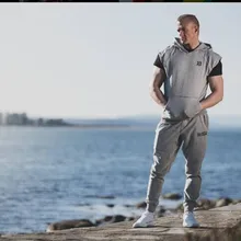 Стильный жилет без рукавов для фитнеса, спортивный жилет с капюшоном, одежда для фитнеса, спортивная одежда для бега