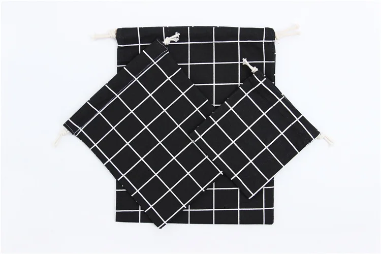 3640187298_1746623904