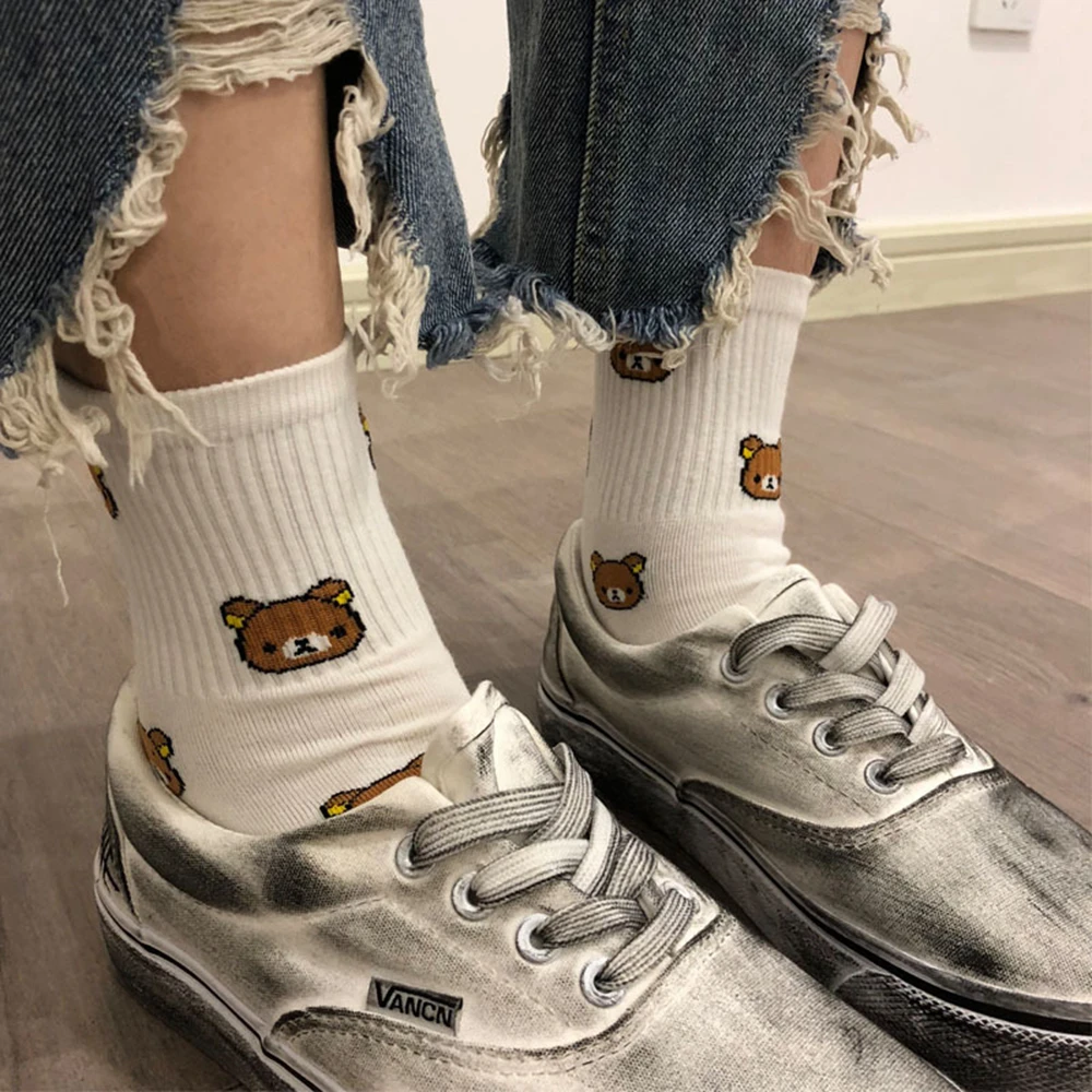 1 Pair of Cute cartoon women's pure Cotton socks cute and Fashionable bear socks five Colors of pure Cotton Female socks