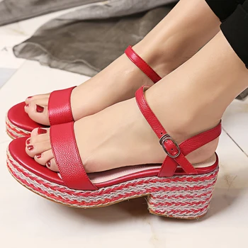 

Doratasia 2020 Wholesale Genuine Leather Women Shoes Straw Square Heels ankle-strap Leisure Summer Sandals Woman