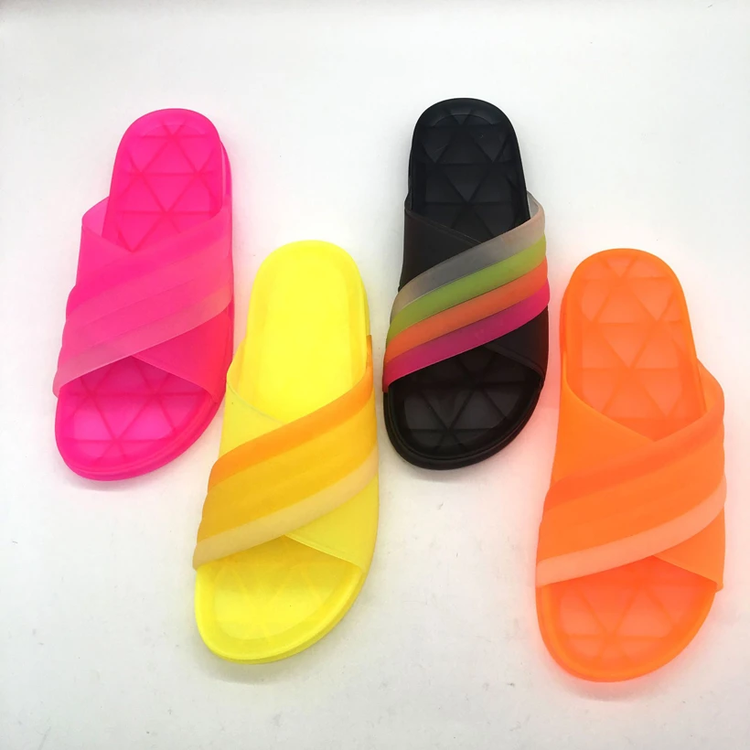 slippers plastic
