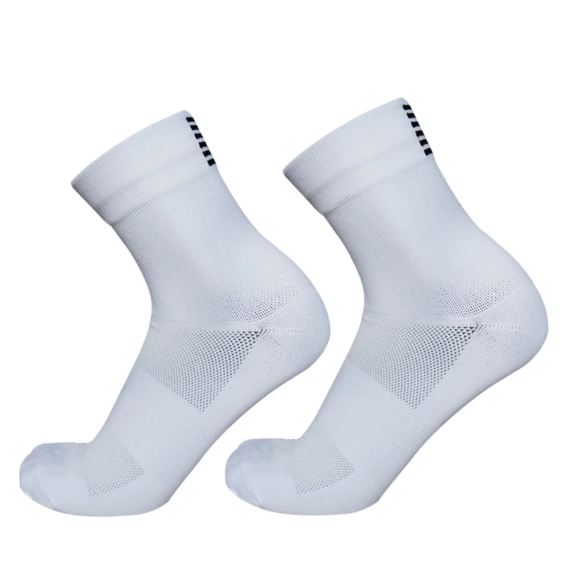 Cycling Socks Back Stripes Men and Women Professional Competition Bike Racing Socks Outdoor Sports Socks Calcetines Ciclismo