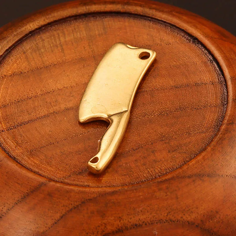 knife pendant brass (2)