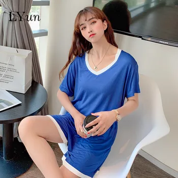 

LYunLadies sexy pajamas V-neck loose large size two-piece pajamas summer new simple ladies shorts short sleeve home service suit