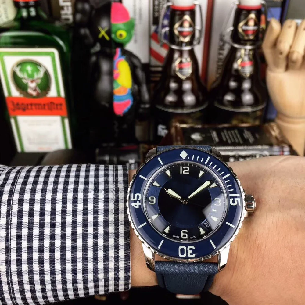 

WG10373 Mens Watches Top Brand Runway Luxury European Design Automatic Mechanical Watch