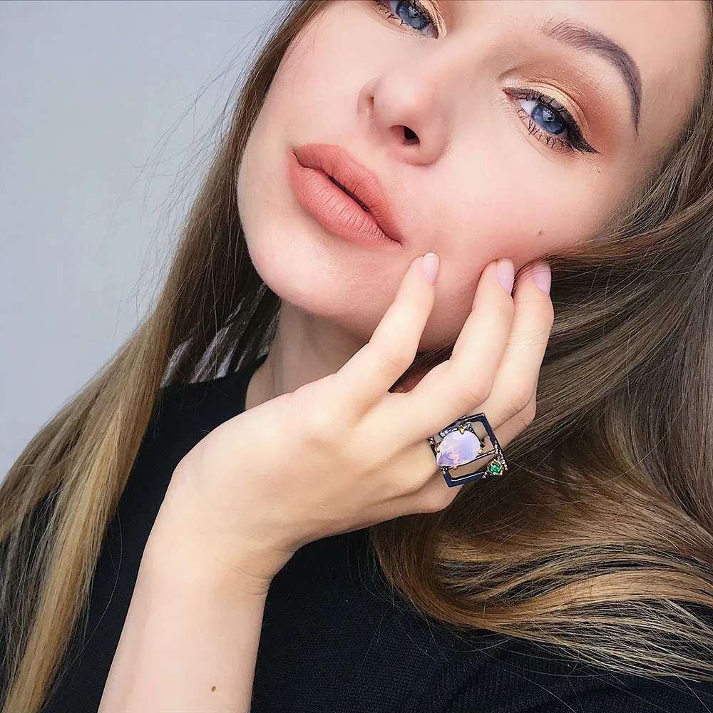 Teardrop pink stone ring (1)