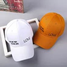 Горячая папа шапки Письмо Любовь Шляпа Бейсбольная Регулируемая Кепка Хип-хоп для мужчин и женщин Повседневная шляпа черный белый