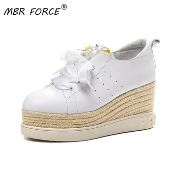 

MBR FORCE Women Chunky Round Toe Fashion Retro Platform Casual Ladies Thick bottom High heels Crystal flower decoration shoes