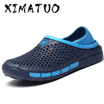 

New Comfortable Large size Men Pool Sandals Summer Outdoor Beach Shoes men Slip On Garden Clogs Casual Water Shower Slippers