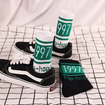 

Hip Hop Streetwear Fashion Trendy Socks 1997 White Harajuku Long Crew Letter Print Socks for Women Men Skateboard Sox Unisex