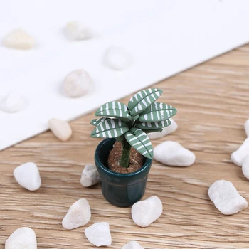 

1/12 Green Plant in Pot Dollhouse Miniature Garden Accessory Kitchen Toys Doll House Decoration Classic Pretend Toys for Kid