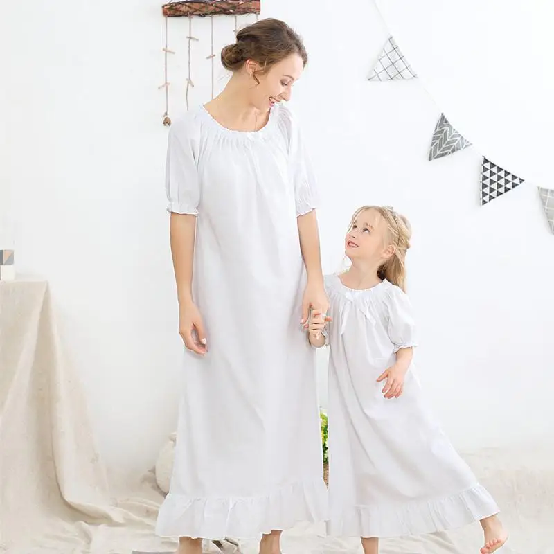 

Family Matching Nightdress Mother + Kids Sleepwear Short Sleeve Soft Cotton Nightwear Mom Child Princess Home Clothes Nighty