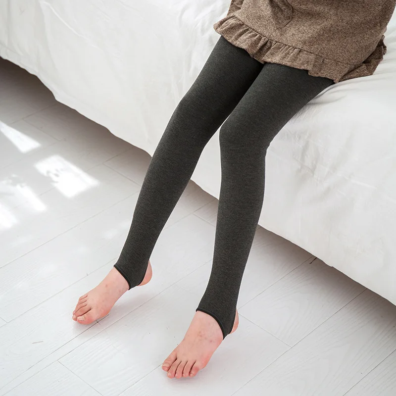 Рисунок 4 - Зимние теплые колготки для маленьких девочек