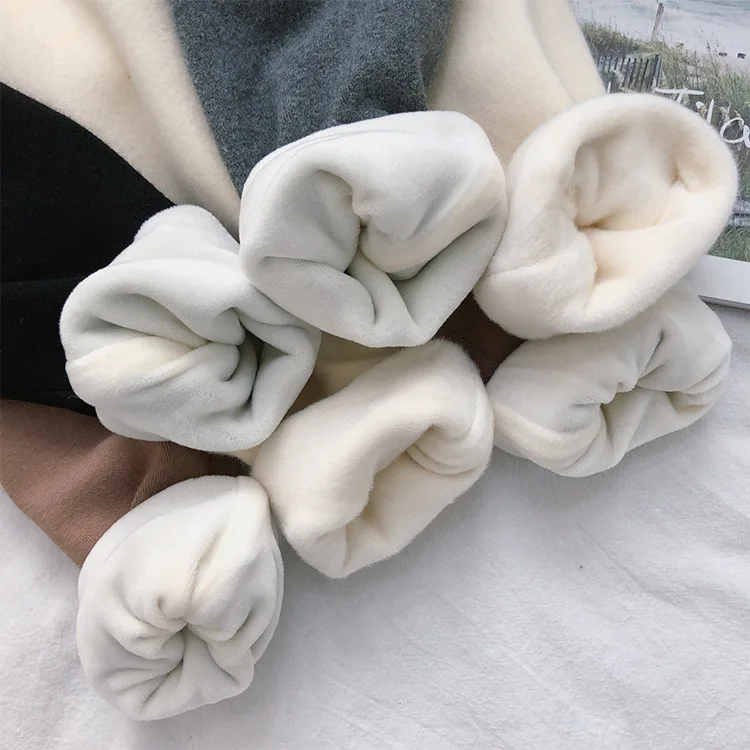 12562107225_1823421814