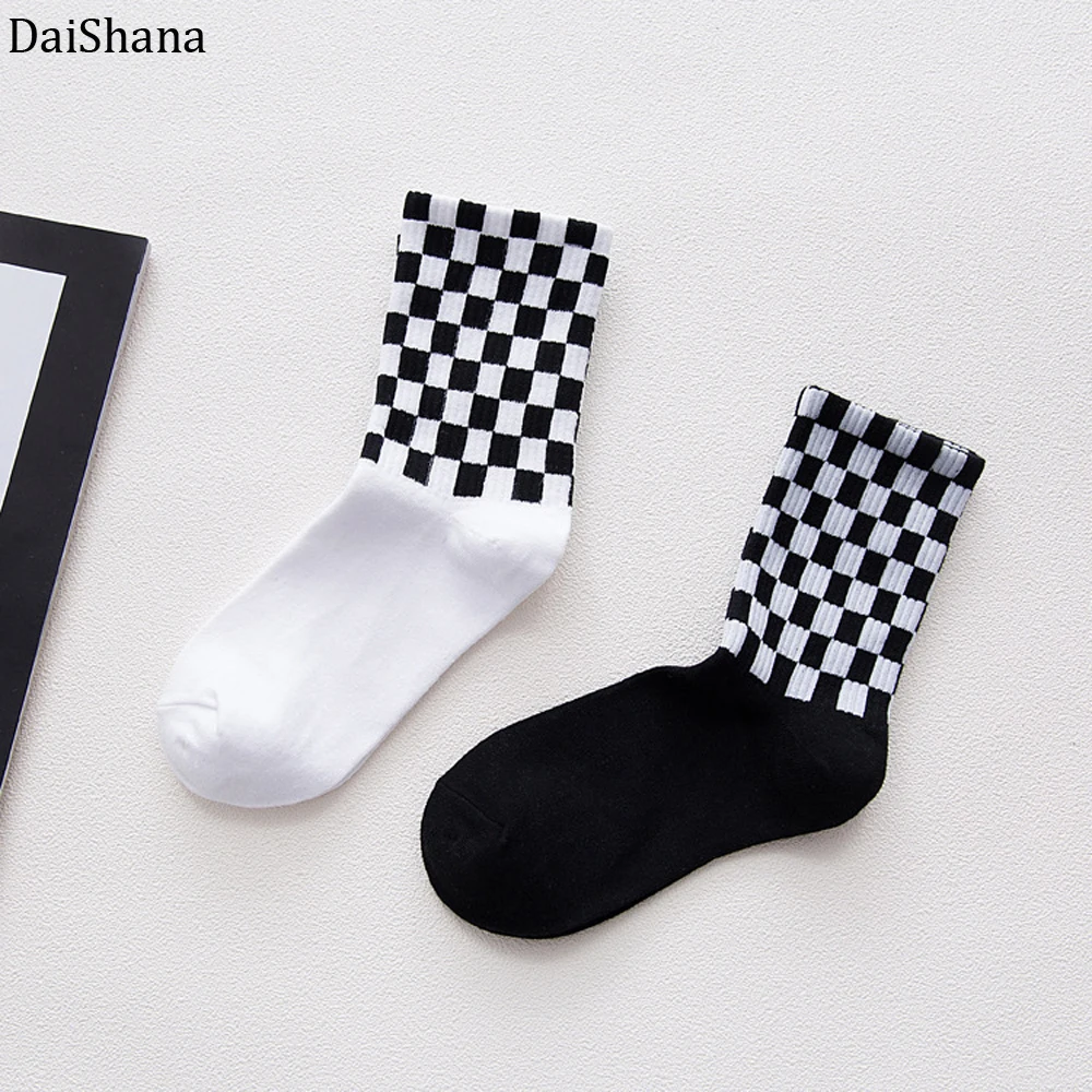 Женские новые белые и черные квадраты носки скейтбордиста Харадзюку шахматная доска носки для HipHop Sox длинные носки Mujer носки женские
