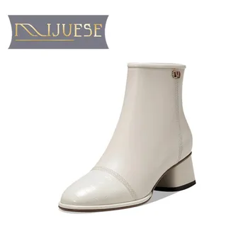

MLJUESE 2021 women Ankle boots Cow leather Winter short plush Round Toe Metal Decoration Zip Med heel female Riding boot size 39