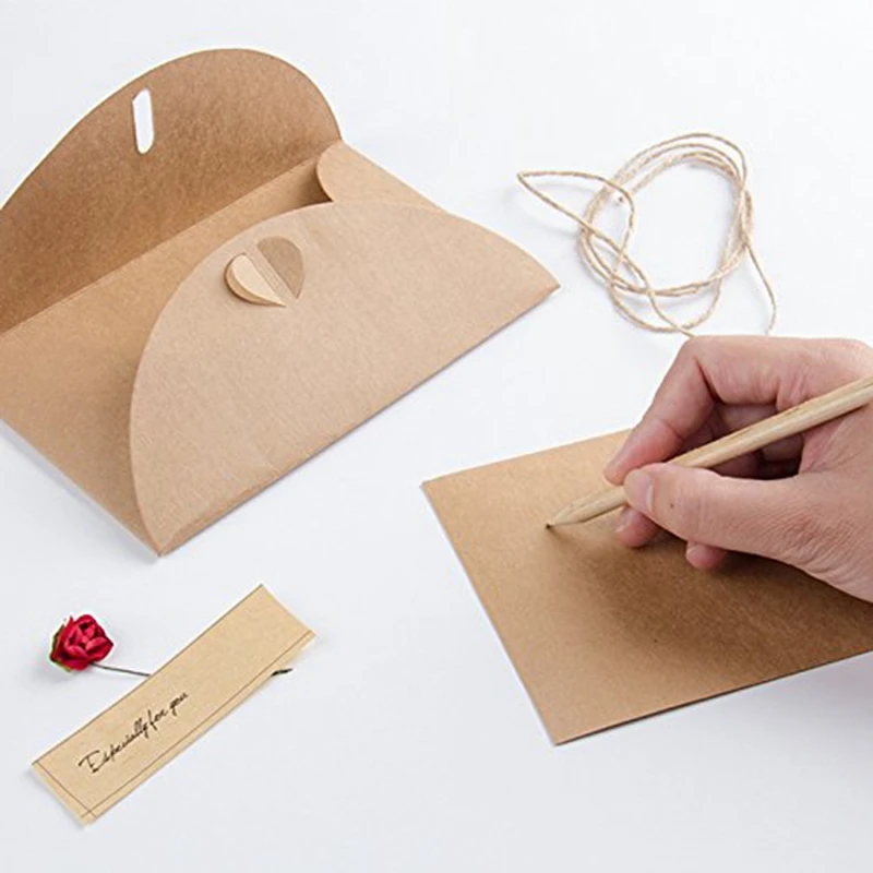 Dried Flowers Greeting Cards, 50Pcs Handmade Greeting Cards Vintage Kraft Blank Note Card Thank Notes for Birthday Party Invitat