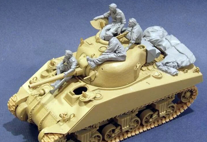 1/35 anicent команда включает в себя 4 человека и укладки (без бака) модельная фигурка