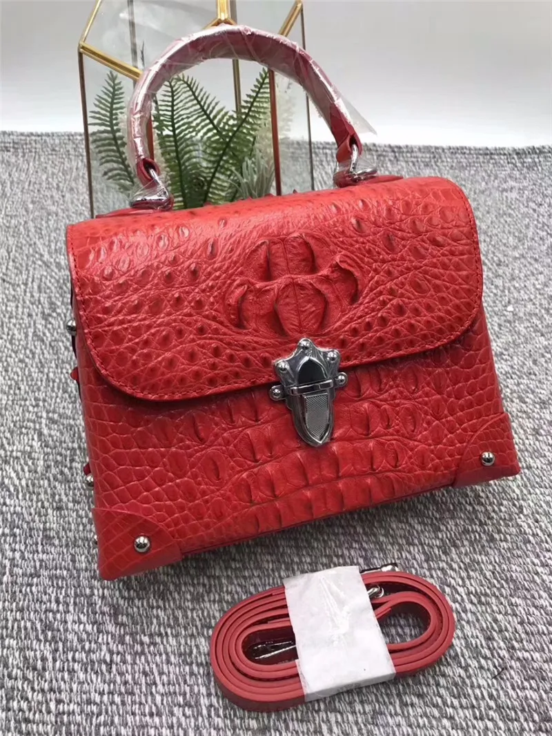 HTB1ZeyvdSBYBeNjy0Feq6znmFXaD