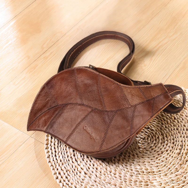 

Cobbler Legend Genuine Leather Chest Bag Retro Underarm Saddle Bag Fashion Women Bag Vintage Shoulder Messenger Bag Senior