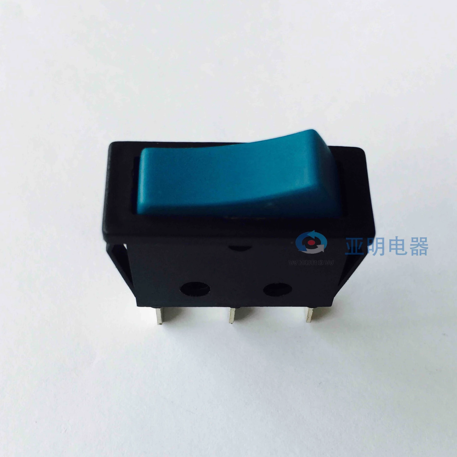 Клавишный Выключатель мини кнопка синего цвета 2 позиции 5 А 3 контакта