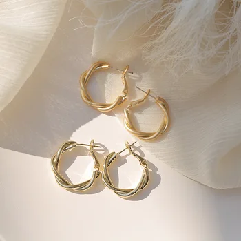

925 Needle Gold Hoop Earrings Twisted Big Ring Minimalist Earrings Temperament All-match Simple Anti-Allergy Ear Pendant Female