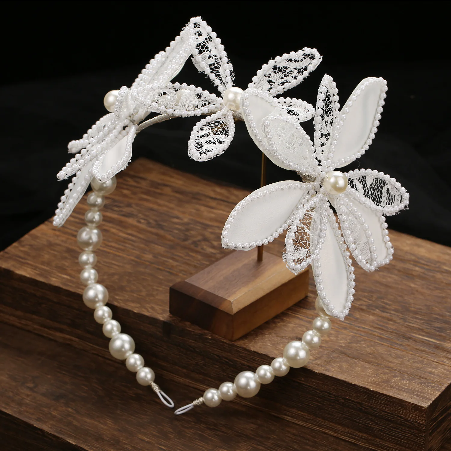 Korean White Lace Flower Crystal Hairband Pearl Bride Wedding Photo Studio with Makeup Modeling Accessories Hair Bands for Women mori white simulation rose eucalyptus bride wedding bouquet auditorium wedding bouquet de mariage ramos de novia