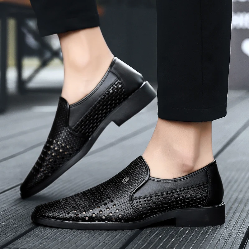 Men's Leather Sandals Genuine Leather Soft Bottom Slip-On Shoes Hole Shoes Middle-Aged Hollow Weave Dad Shoes 47 48