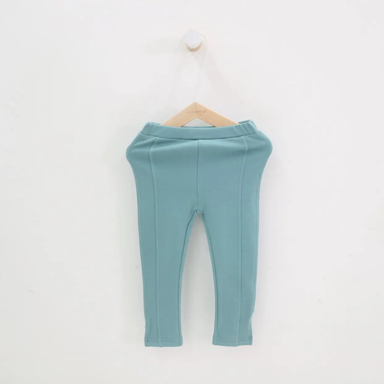 11340243257_895785642