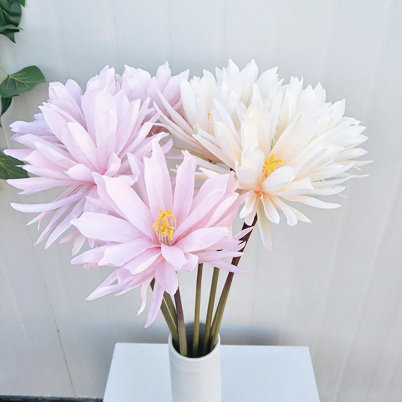 JAROWN Artificial Lotus Flower Water Lily Home Decoration Simulation Silk Flower Wedding Shooting Prop Fake Flower (4)