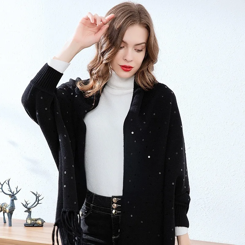 

2020 Spring and Autumn Fashion New Women's Wool Knitted Cardigan Shawl Handmade Sequins Temperament Tassel Hem Cape Coat