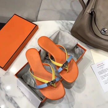 

Women Slippers summer 2020 Fashion mental lock Flip Flop Women Flats Causual Shoes Runway Gladaitor Sandals Party Dress Shoes 40