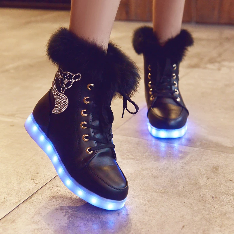 Zapatos de algodón de invierno para mujer, botas de nieve, zapatos planos con plataforma de cuero Pu, botas brillantes con Led, botas de piel para niña, zapatillas altas|Botas| - AliExpress