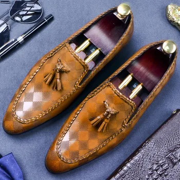 

2019 Pointed Toe Men Oxford Shoe Genuine Cow Leather Slip On Formal Shoes Black Khaki Fashion Tassel Mens Dress Shoes